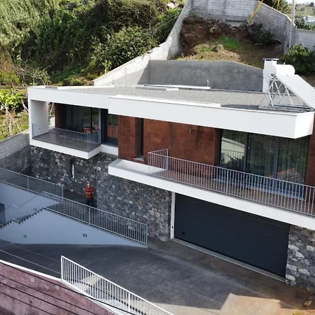 Traumhaus 2, Von Lsamadeira בית נופש