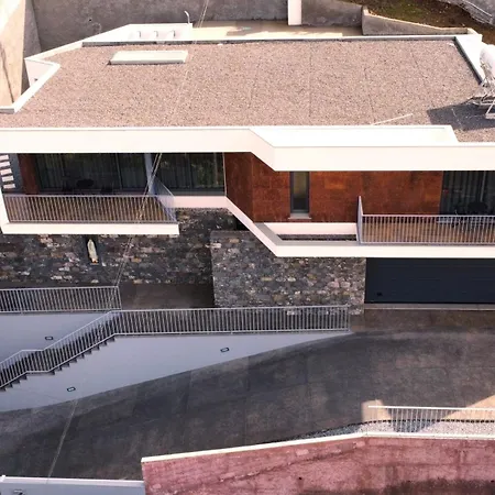 Traumhaus 2, Von Lsamadeira בית נופש *