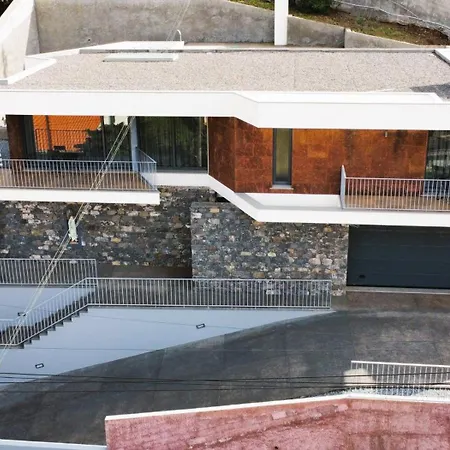 Traumhaus 2, Von Lsamadeira בית נופש קלייטה