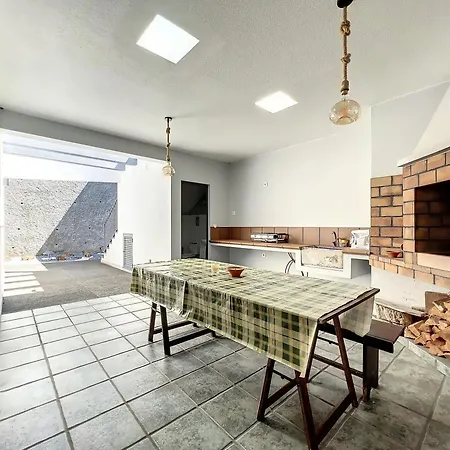 בית נופש Traumhaus 2, Von Lsamadeira קלייטה